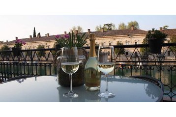 Italia Byt Peschiera del Garda, Eksteriør